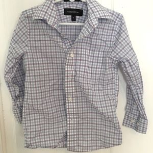 Nordstrom like new button down shirt. Size 4